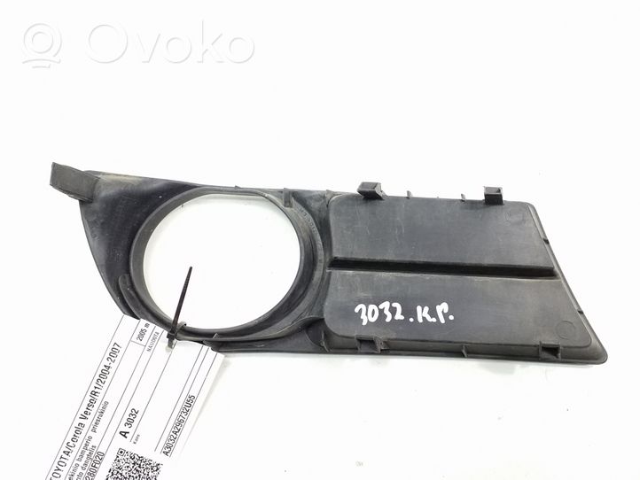 Toyota Corolla Verso AR10 Mascherina/griglia fendinebbia anteriore 521280F020