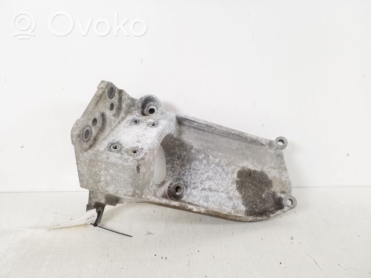 Volvo V60 Łapa / Mocowanie silnika 31370633