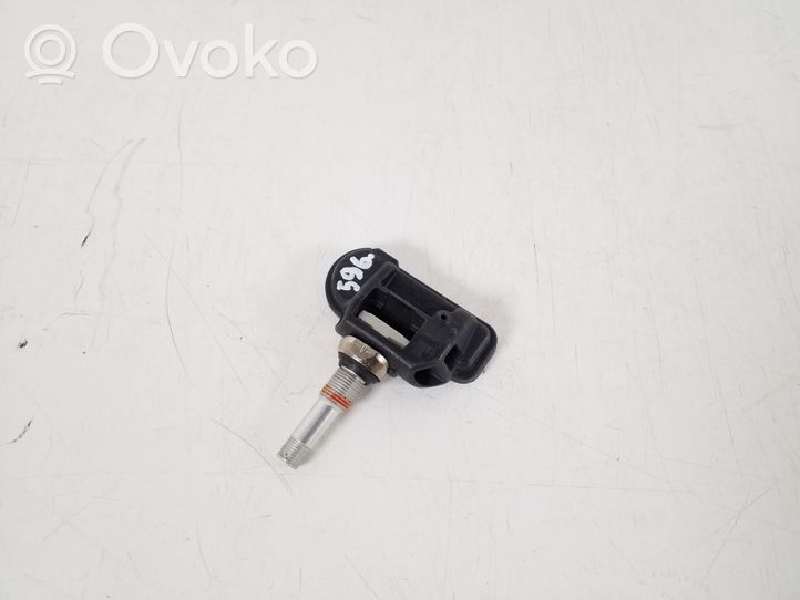 Mercedes-Benz ML W166 Tire pressure sensor A0009050030