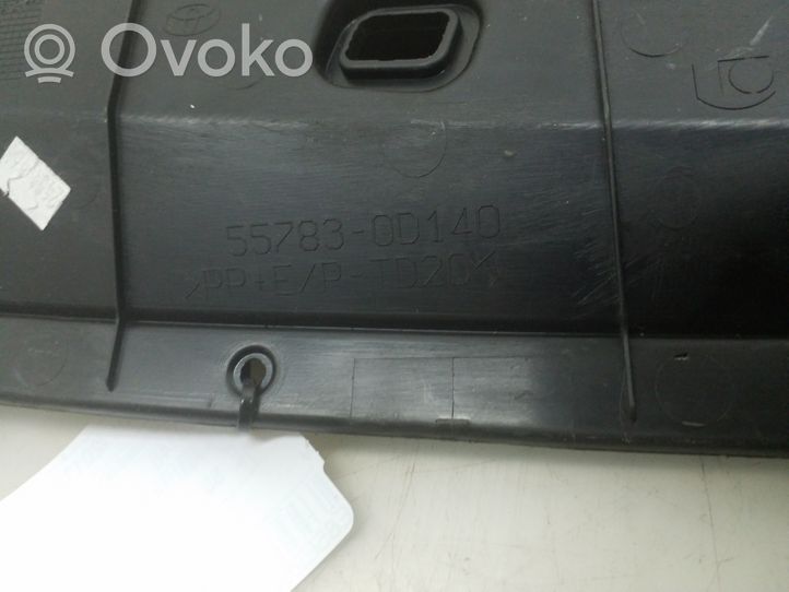 Toyota Yaris Stikla tīrītāja slotiņas 557830D140