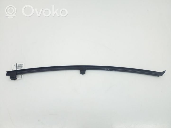 Toyota RAV 4 (XA40) Muu takaoven verhoiluelementti 6740842040