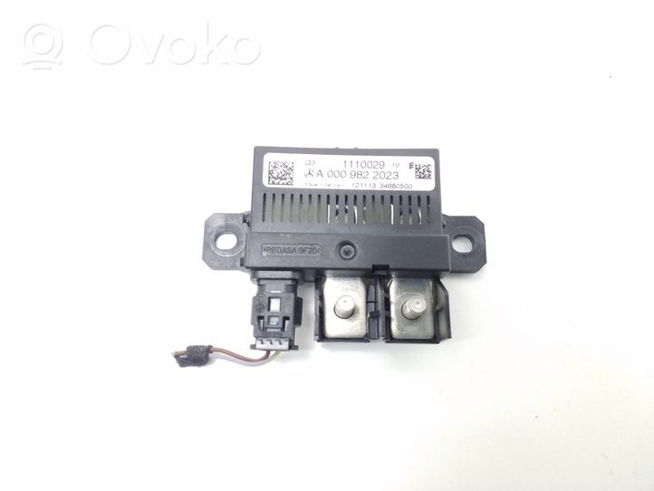 Mercedes-Benz E W212 Other relay A0009822023