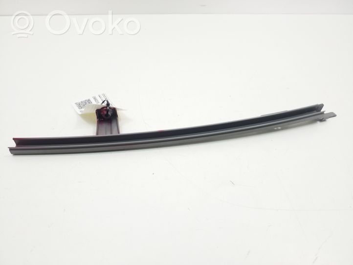 Toyota Yaris Inne elementy wykończeniowe drzwi przednich 6740452210