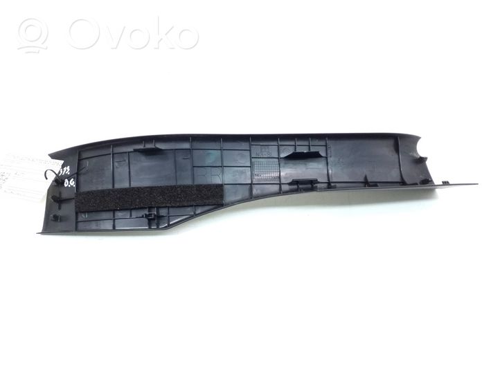 Toyota Prius (XW50) Garniture de marche-pieds arrière 6791747070