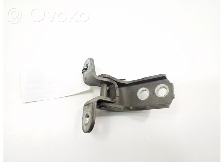 Toyota Auris E180 Charnière supérieure de porte avant 6871002060