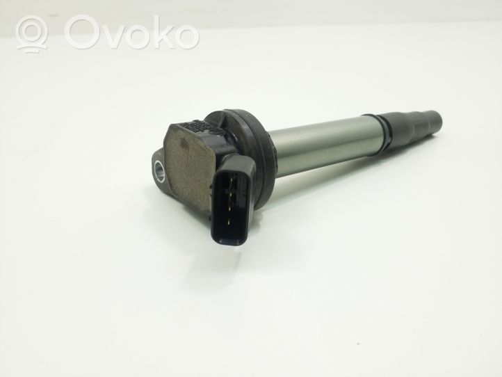 Toyota Auris E180 Bobine d'allumage haute tension 9091902258