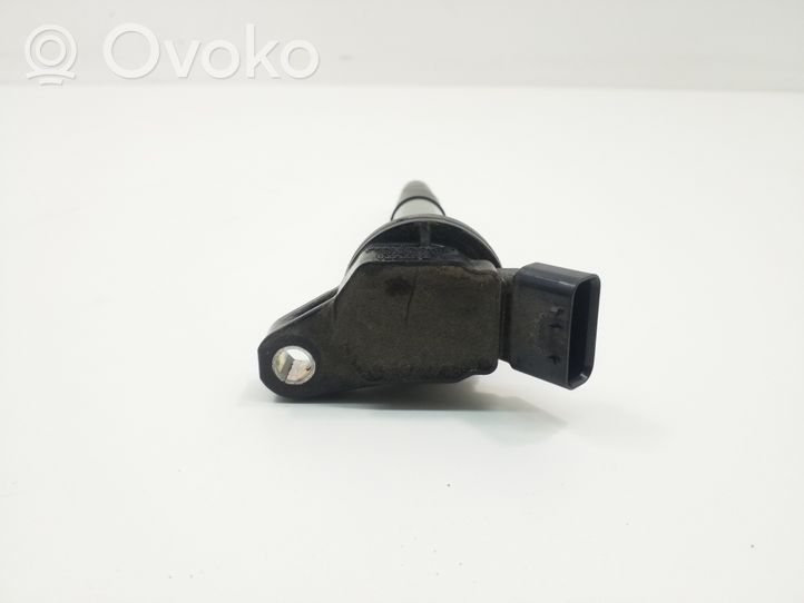 Toyota Auris E180 Bobine d'allumage haute tension 9091902258