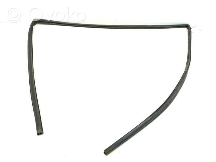 Toyota Land Cruiser (J120) Altro elemento di rivestimento della portiera anteriore 6814160050