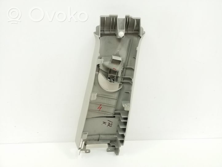 Toyota Verso (B) Revêtement de pilier (haut) 624200F010