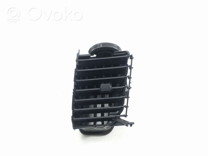 Toyota Hilux (AN10, AN20, AN30) Griglia di ventilazione centrale cruscotto 556700K012