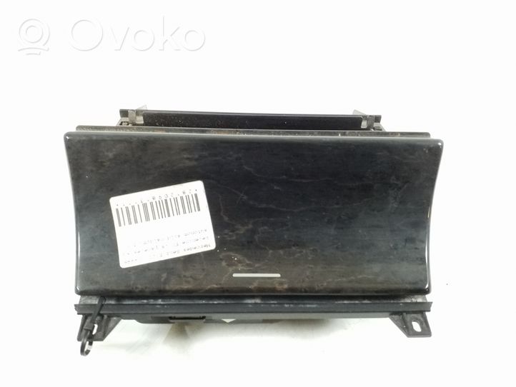 Mercedes-Benz E W210 Aschenbecher vorne A2106804752