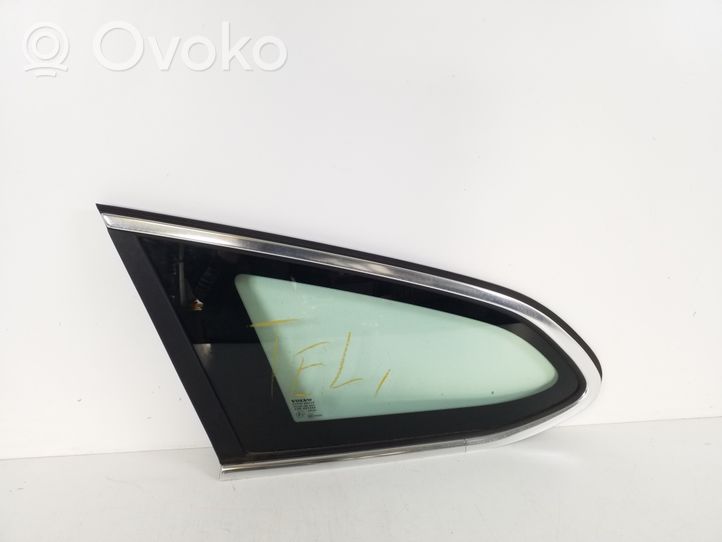 Volvo V60 Rear side window/glass 31218020