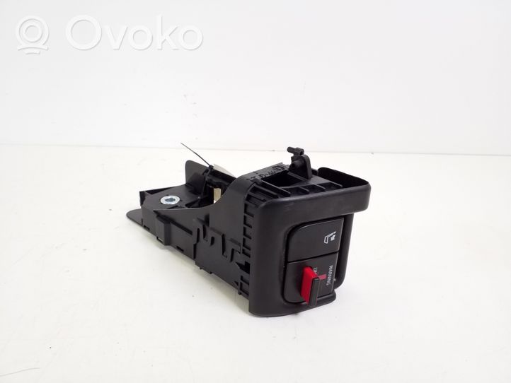 Volvo V60 Zatrzask blokady oparcia fotela 39852155