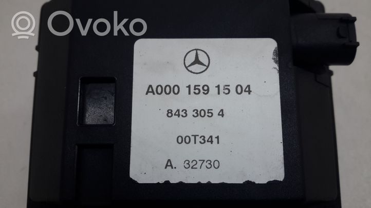 Mercedes-Benz C W203 Jäähdytinnesteen lämmitin A0001591504
