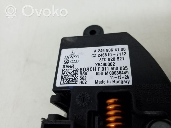 Mercedes-Benz B W246 W242 Motorino ventola riscaldamento/resistenza ventola A2469064100