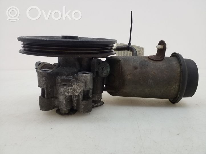 Toyota Yaris Verso Pompa wspomagania układu kierowniczego 4431052050