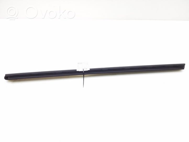 Toyota Verso Moulure/baguette de porte avant 681710F020