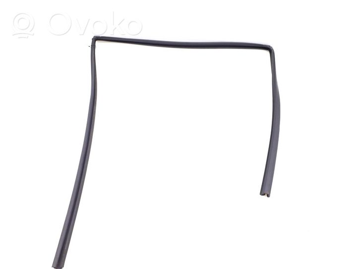 Toyota Verso Altro elemento di rivestimento della portiera posteriore 681520F020