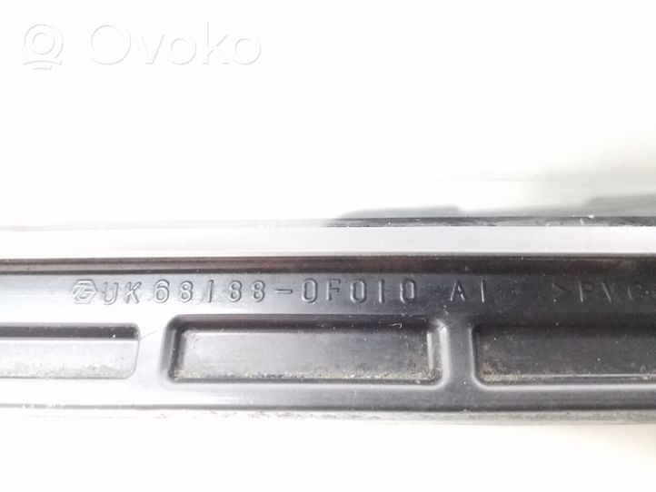 Toyota Verso Vetro del deflettore posteriore 681230F010