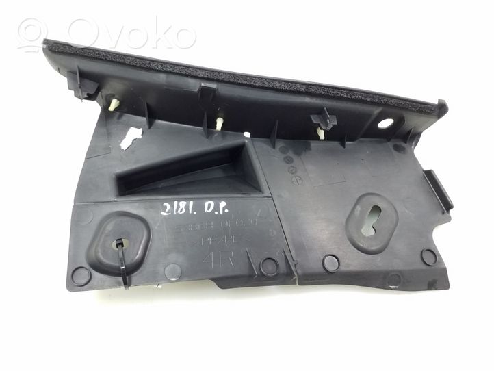 Toyota Verso Rivestimento della modanatura della chiusura del vano motore/cofano 538680F020