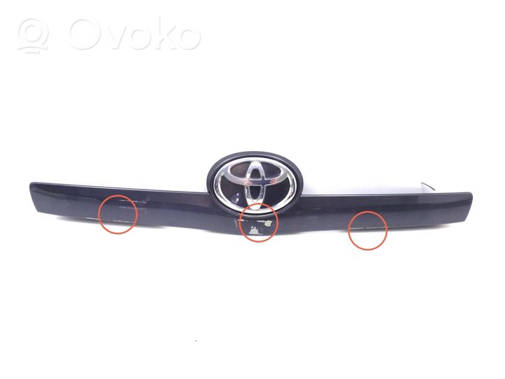 Toyota Verso Éclairage de plaque d'immatriculation 768110F050