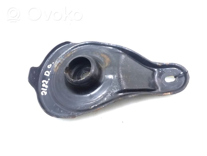 Toyota Avensis T270 Cits aizmugures šasijas elements 5220302010