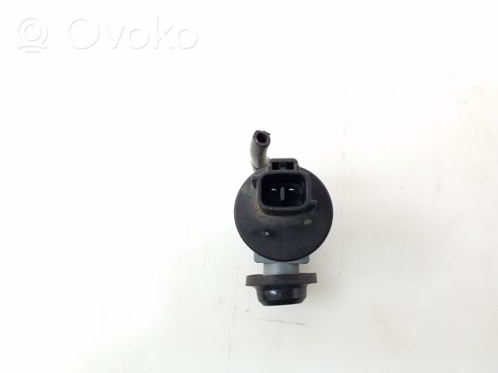 Toyota Yaris Tuulilasi tuulilasinpesimen pumppu 853300D120