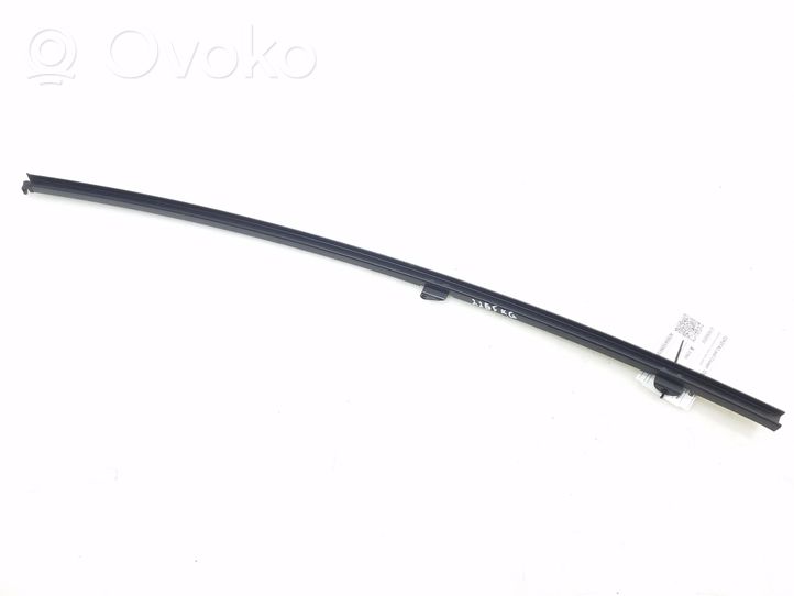 Toyota Land Cruiser (J120) Muu takaoven verhoiluelementti 6740860050