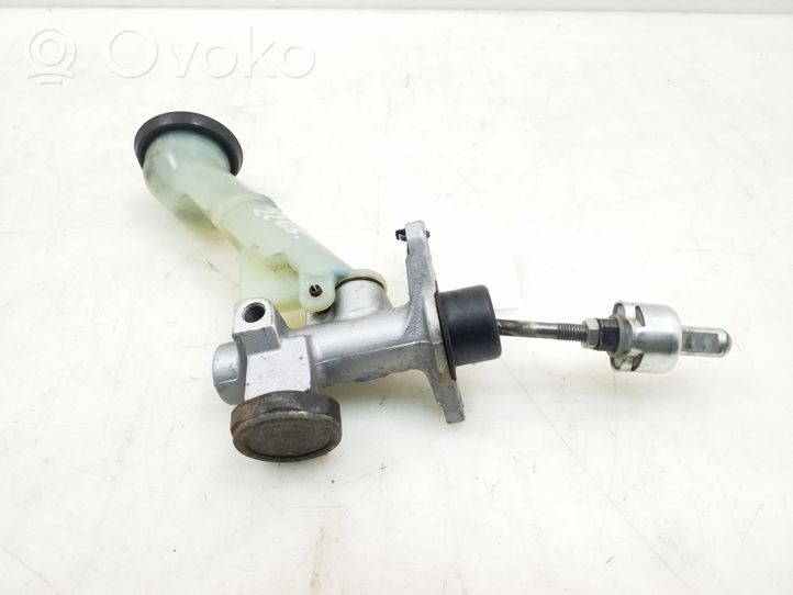 Toyota Land Cruiser (J120) Główny cylinder sprzęgła 3141060630