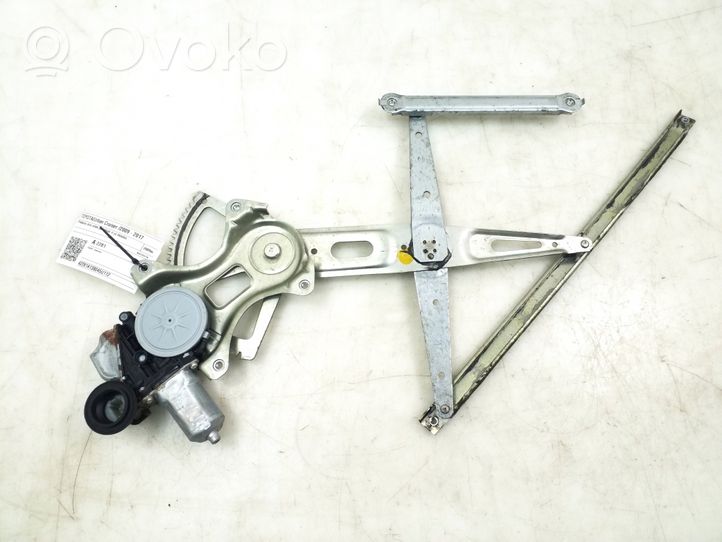 Toyota Urban Cruiser (XP110) Front door window regulator with motor 