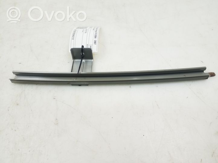 Toyota Corolla Verso AR10 Altro elemento di rivestimento della portiera anteriore 674040F010