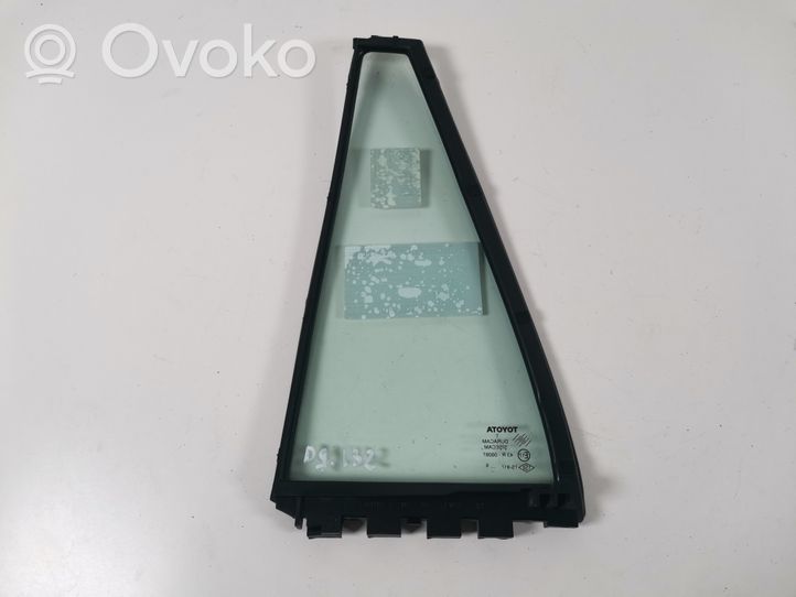 Toyota Corolla E120 E130 Rear vent window glass 68123-02120