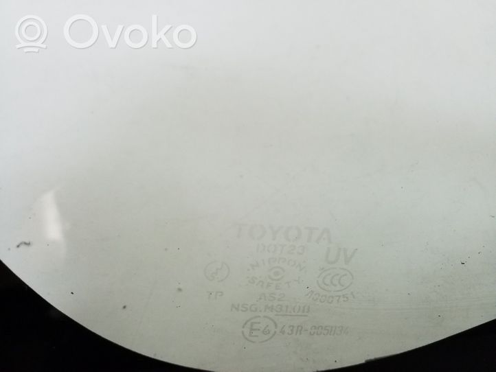 Toyota Prius (XW20) Заднее боковое стекло кузова 62720-47011