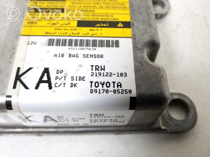 Toyota Avensis T270 Turvatyynyn ohjainlaite/moduuli 89170-05250