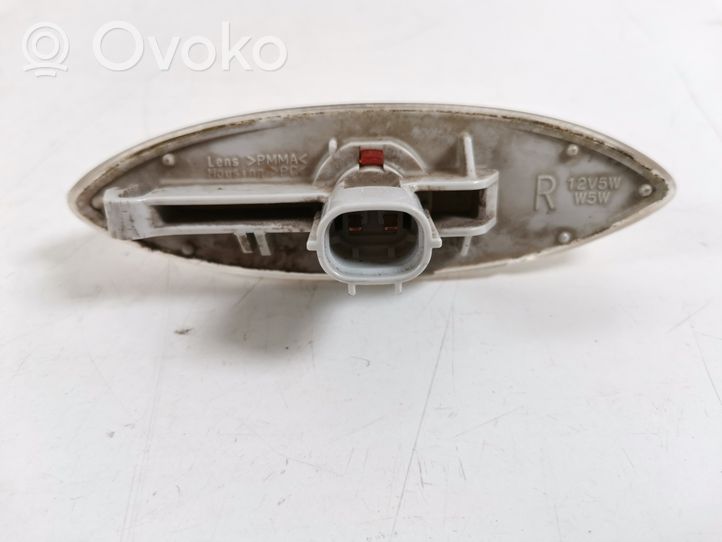 Toyota Yaris Sparno posūkio žibintas 81730-52010