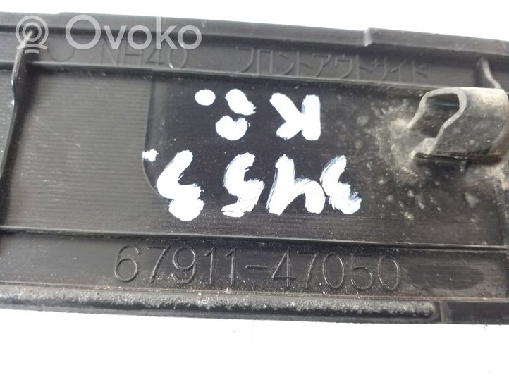 Toyota Prius+ (ZVW40) Priekinio slenksčio apdaila (vidinė) 67911-47050