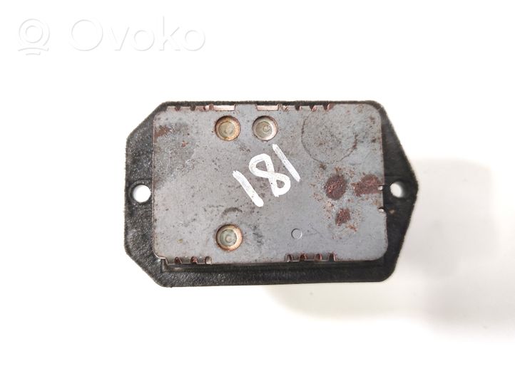 Toyota RAV 4 (XA30) Rezystor / Opornik dmuchawy nawiewu 87138-26150