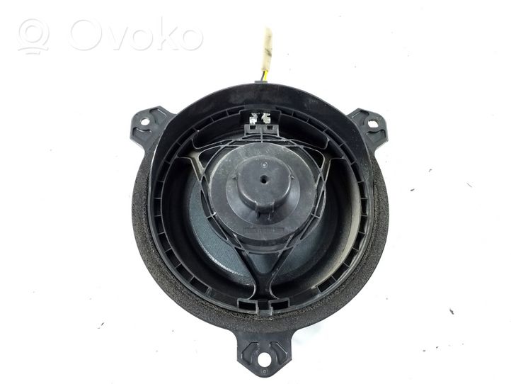 Toyota RAV 4 (XA30) Garsiakalbis (-iai) galinėse duryse 86160-52330