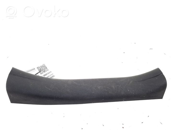 Toyota Avensis Verso Takaoven kynnyksen suojalista 67918-42050