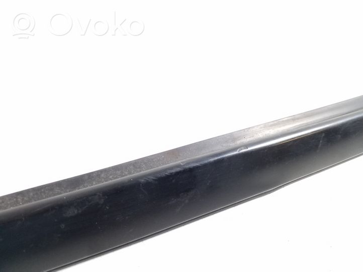 Toyota Avensis Verso Garniture de pare-brise 75551-44010