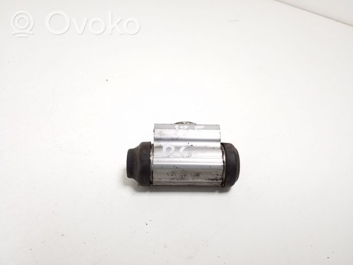 Toyota Yaris Tylny cylinder hamulcowy 47550-09130