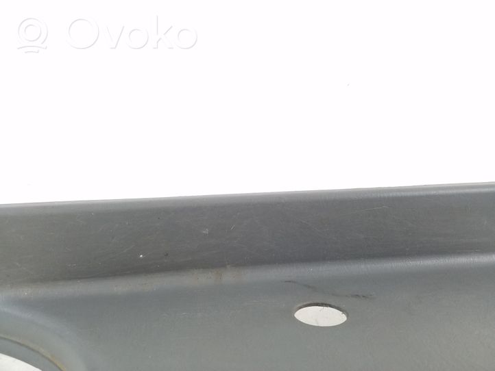 Toyota Hilux (AN10, AN20, AN30) Rivestimento montante (B) (fondo) 62414-0K020