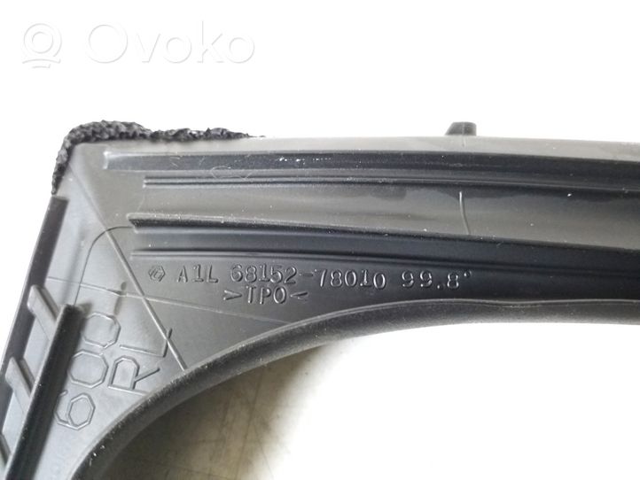 Lexus NX Kita galinių durų apdailos detalė 68152-78010