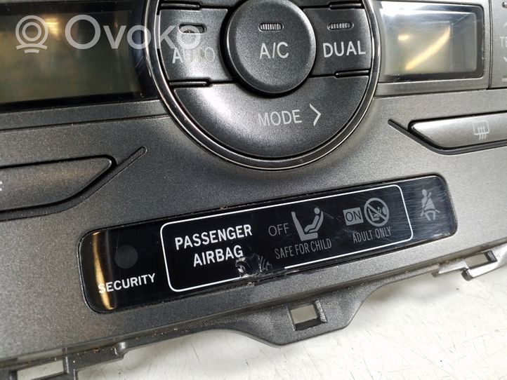 Toyota Auris 150 Ilmastoinnin ohjainlaite/moduuli 55900-02220