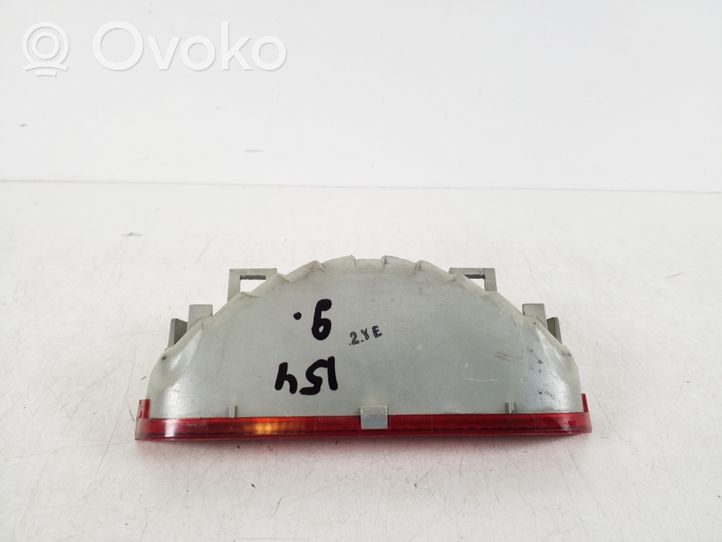 Toyota Yaris Verso Trzecie światło stop 81570-52020