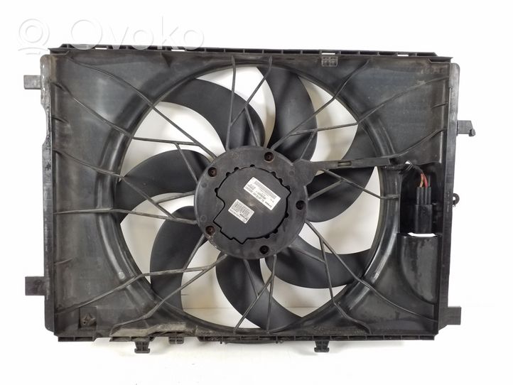 Mercedes-Benz C W204 Convogliatore ventilatore raffreddamento del radiatore A2045000293