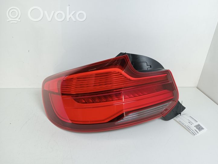 BMW 2 F22 F23 Galinis žibintas kėbule 7420991