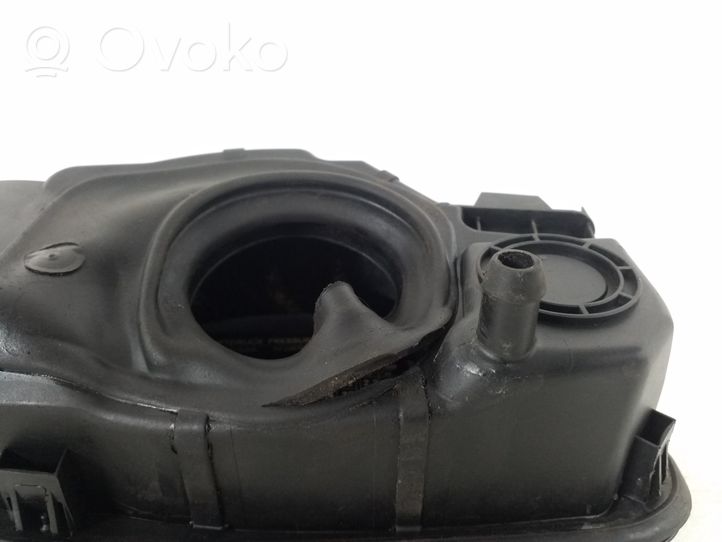 Mercedes-Benz C W204 Bouchon, volet de trappe de réservoir à carburant A2047570006