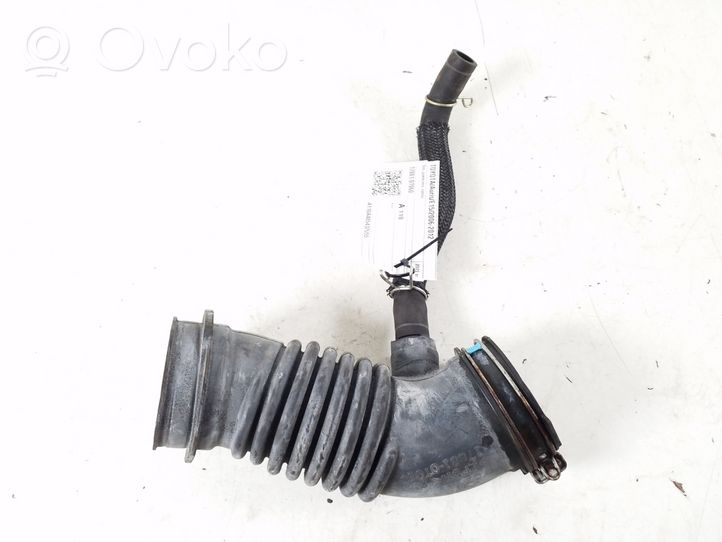 Toyota Auris 150 Część rury dolotu powietrza 17881-0T060