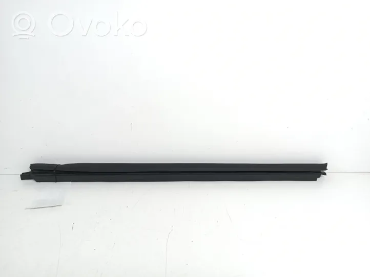 Mercedes-Benz GLS X166 Rear door card trim A1667352400